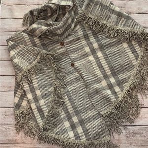 Poncho 100% Wool Tan and Grey Checkered One Size